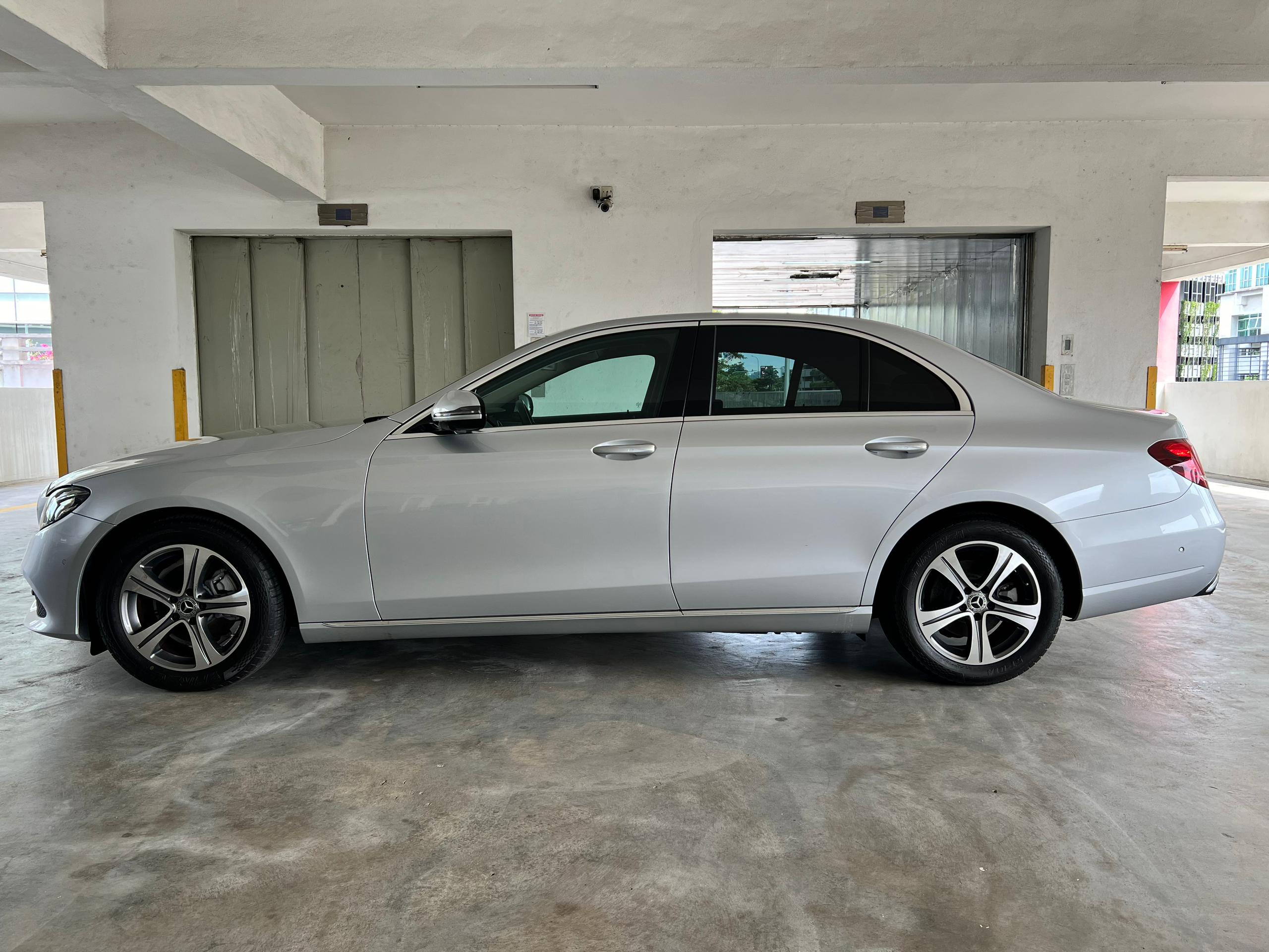 Mercedes Benz E200-15