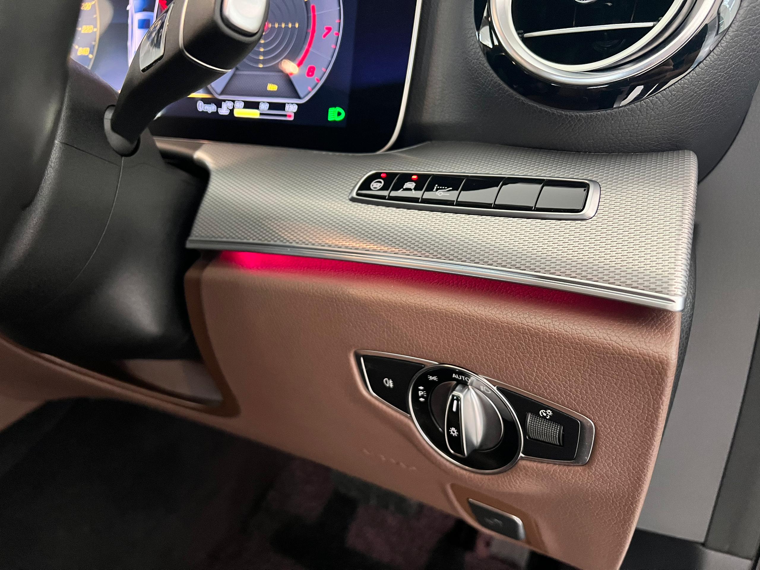 Mercedes Benz E200-6
