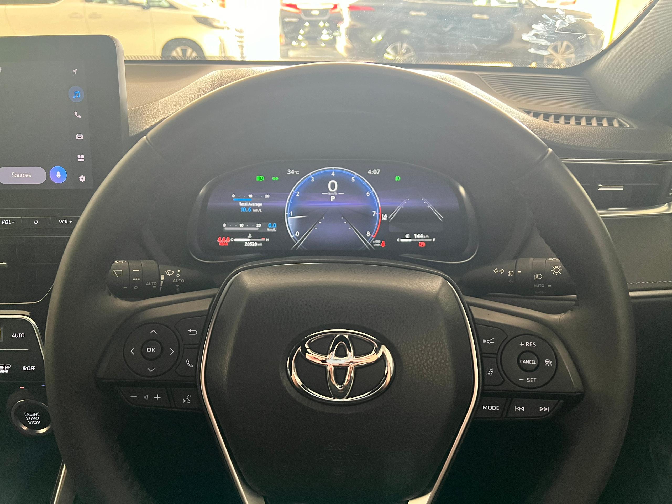 Toyota Harrier G-23