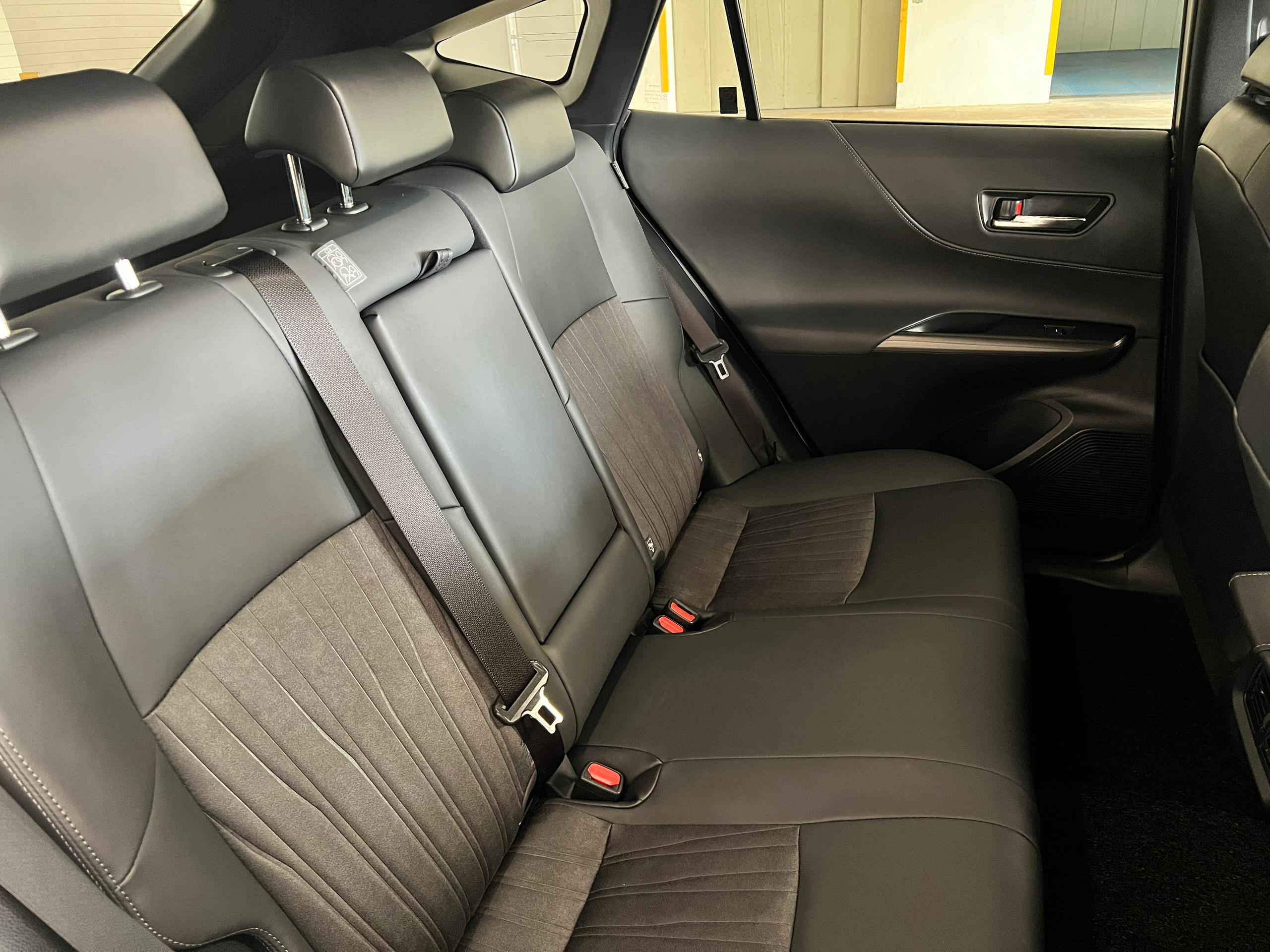 Toyota Harrier G-7